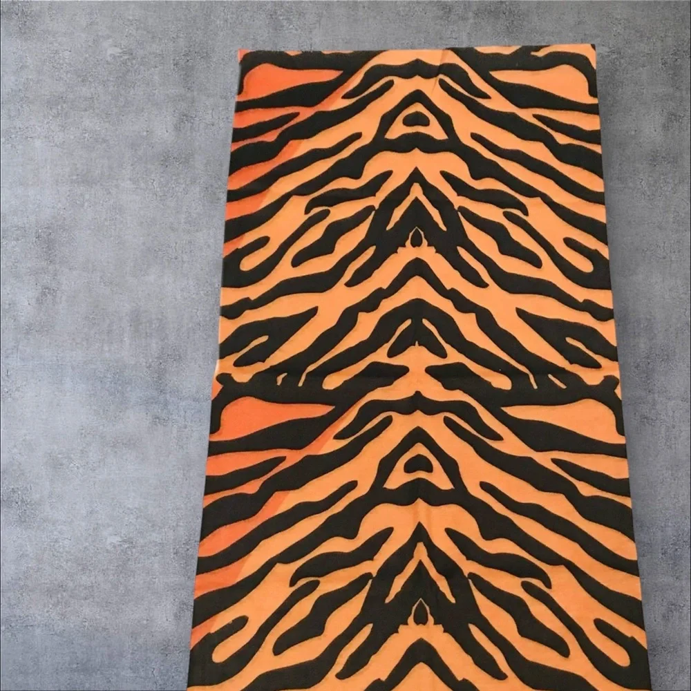 TIGER Big Cat Print 16 n 1 Neck Gaiter Dust Mask Face Cover Biker Rag